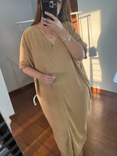 Load image into Gallery viewer, Slimming Vneck Dress (fits up to 3XL)
